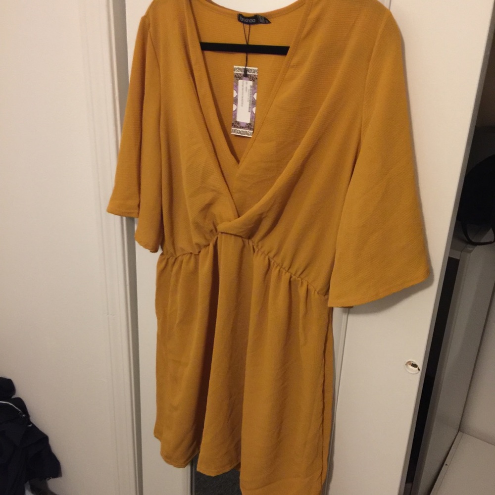 Boohoo Dress